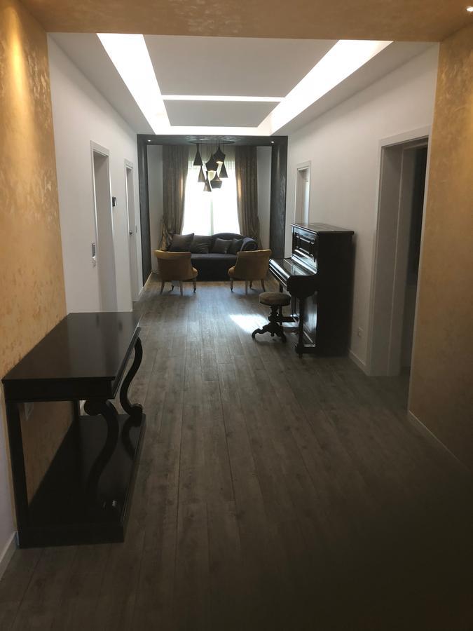 Double A Guest House Местре Экстерьер фото