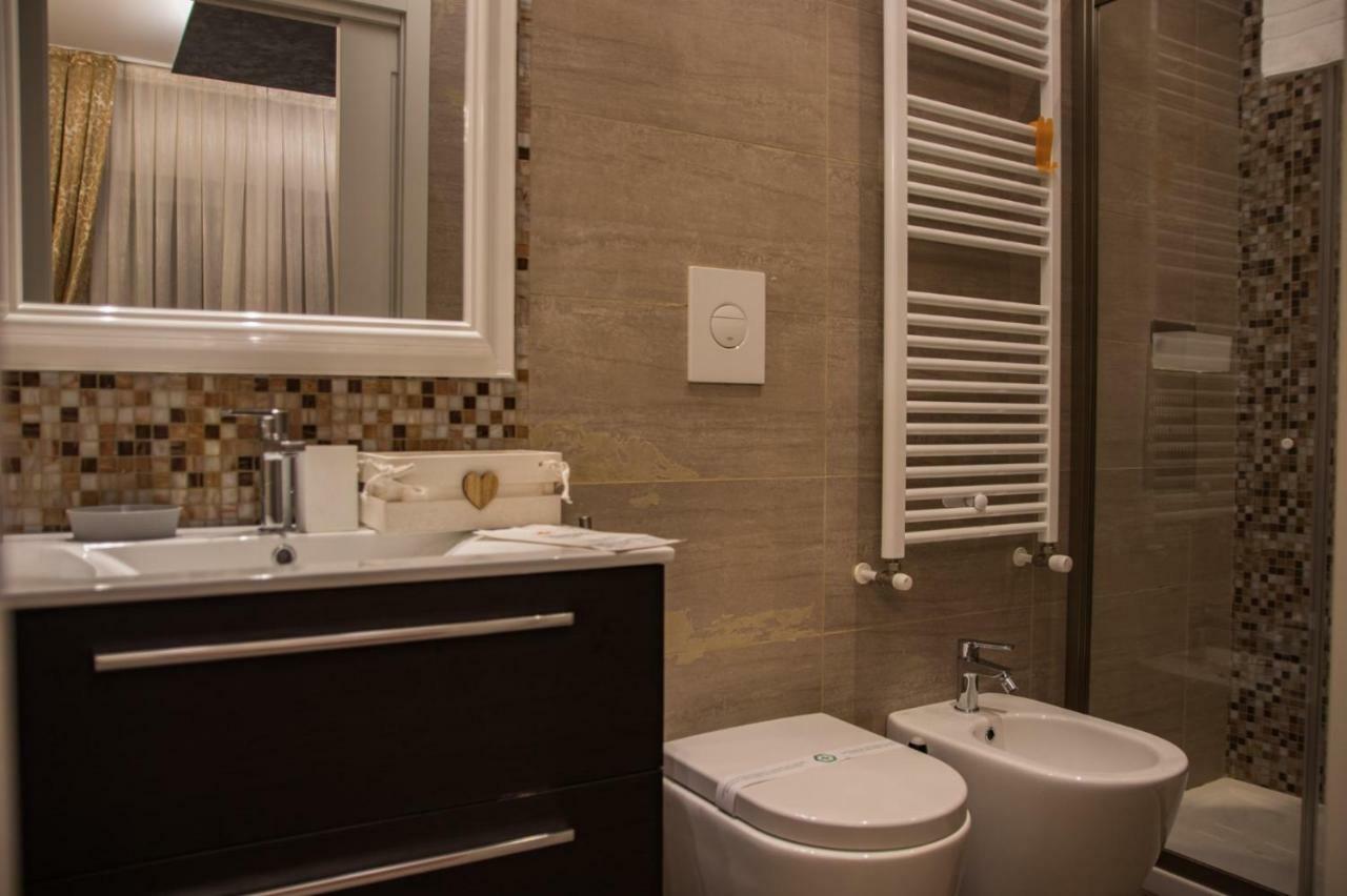 Double A Guest House Местре Экстерьер фото